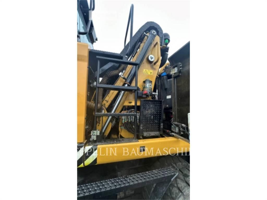CAT MH3024-06C Demoliční rýpadla