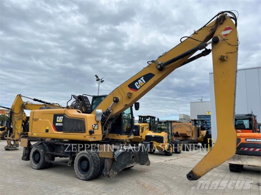 CAT MH3024-06C Demoliční rýpadla