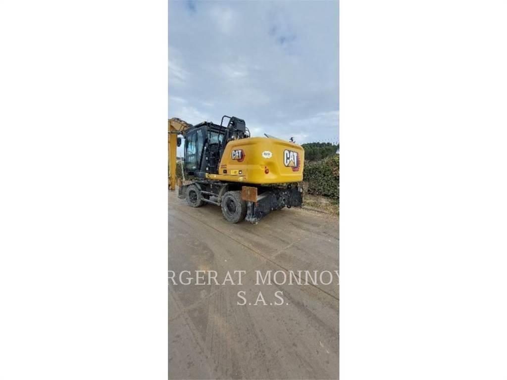 CAT MH3026 Kolová rýpadla