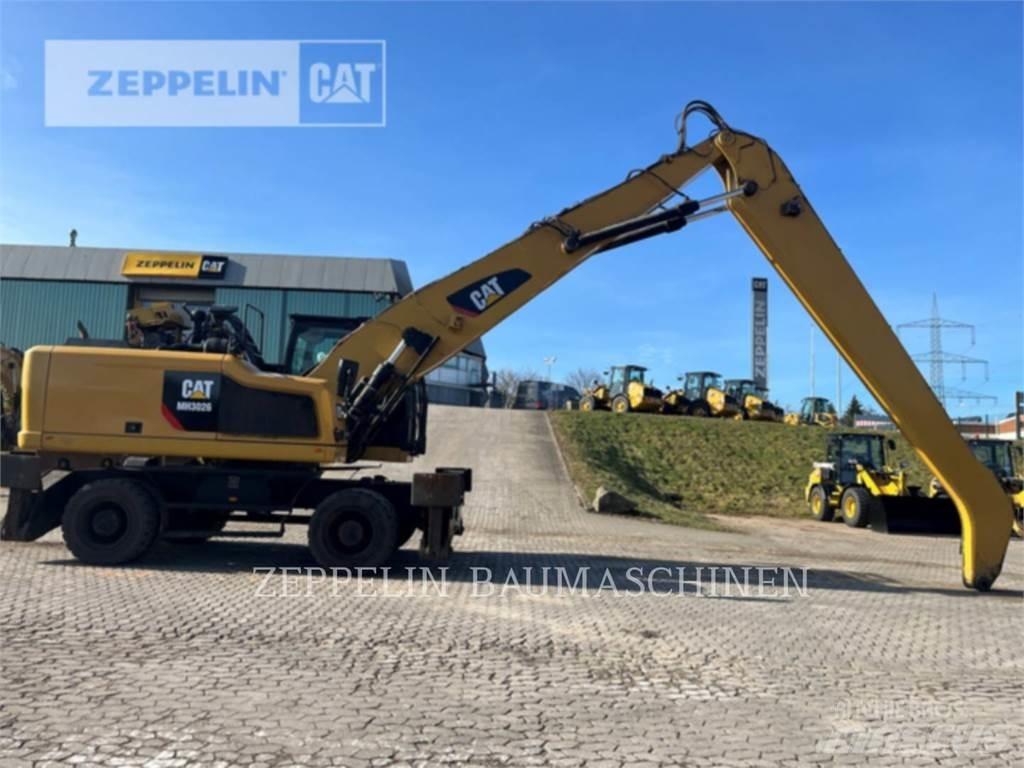 CAT MH3026-06C Demoliční rýpadla