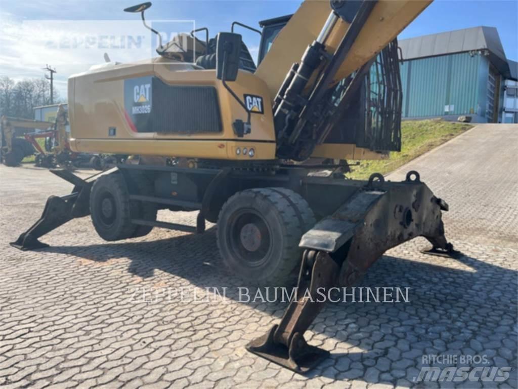 CAT MH3026-06C Demoliční rýpadla