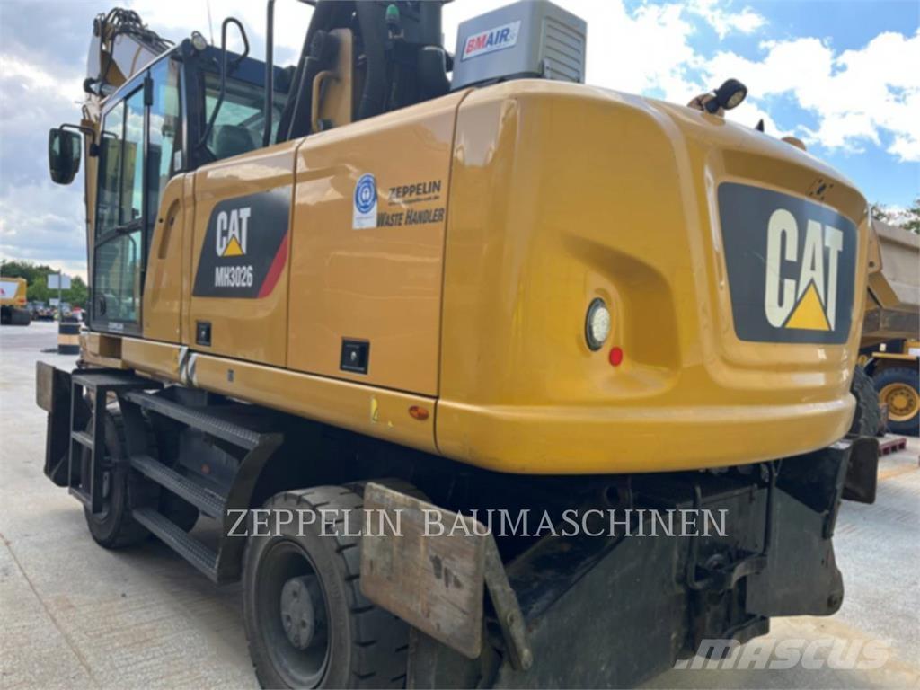 CAT MH3026-06C Demoliční rýpadla