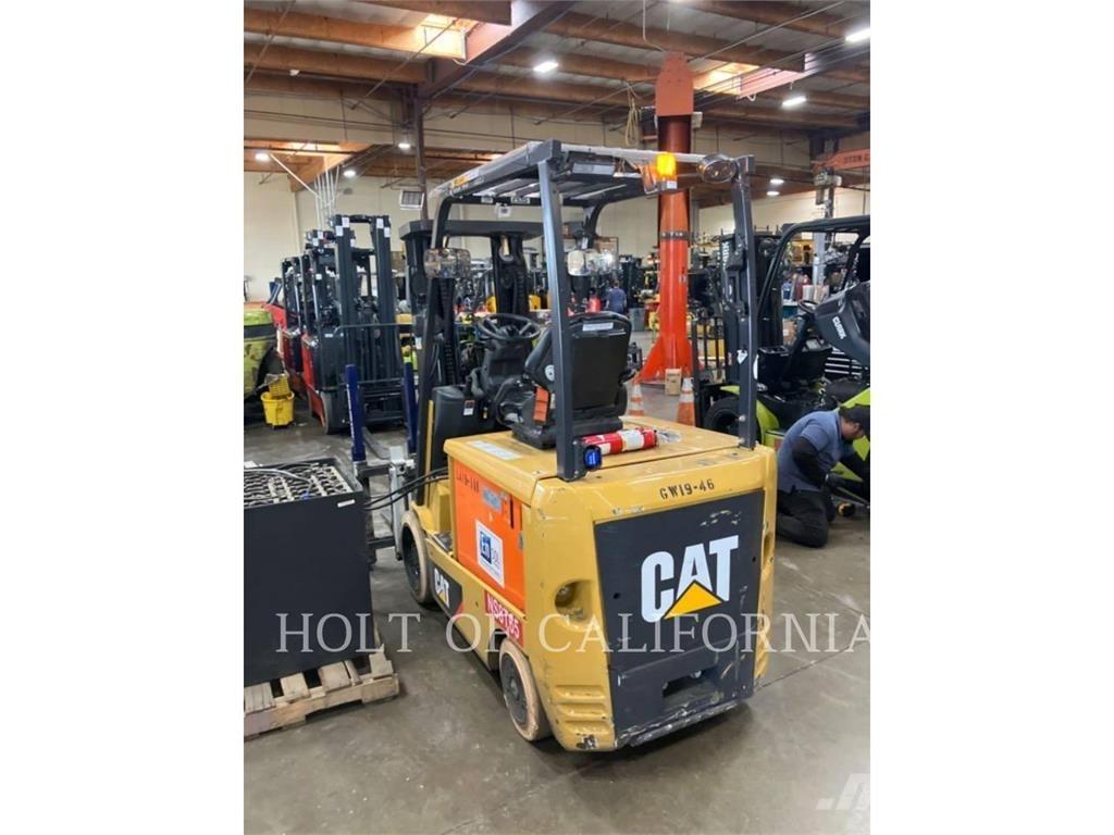 CAT MITSUBISHI EC30N2 Akumulátorové vozíky