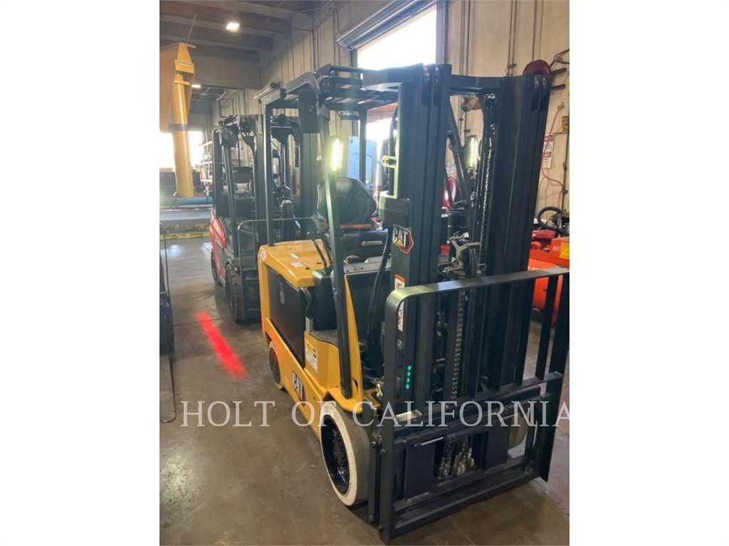 CAT MITSUBISHI EC30N3 Akumulátorové vozíky
