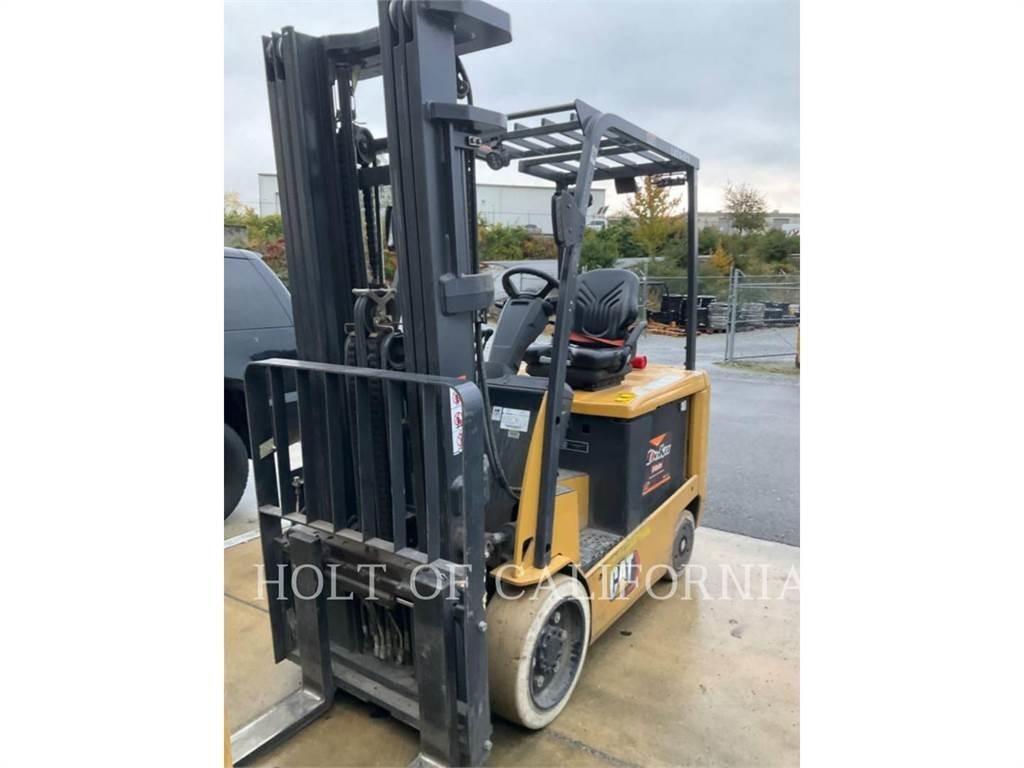 CAT MITSUBISHI EC30N3 Akumulátorové vozíky