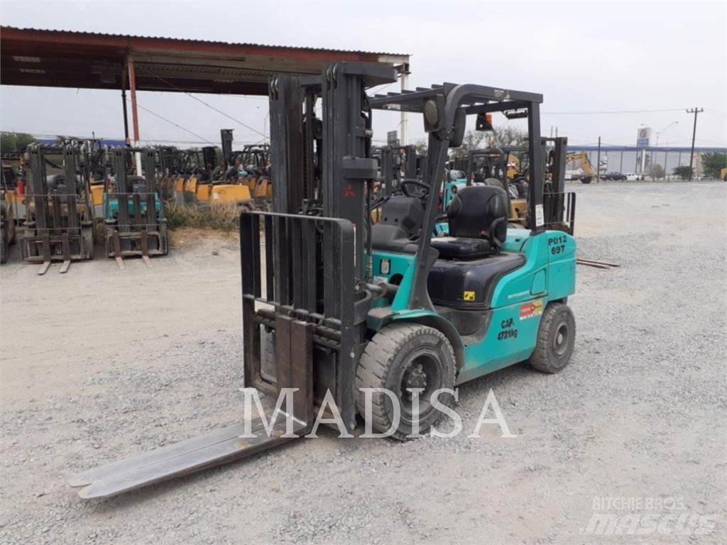 CAT MITSUBISHI FD30NM5 Další