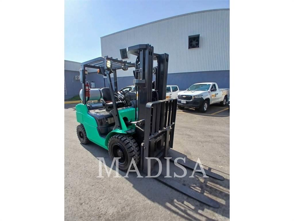 CAT MITSUBISHI FG30N-LP Další