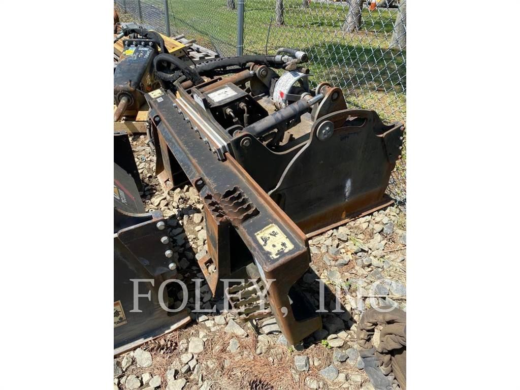 CAT PC206 Silniční frézy