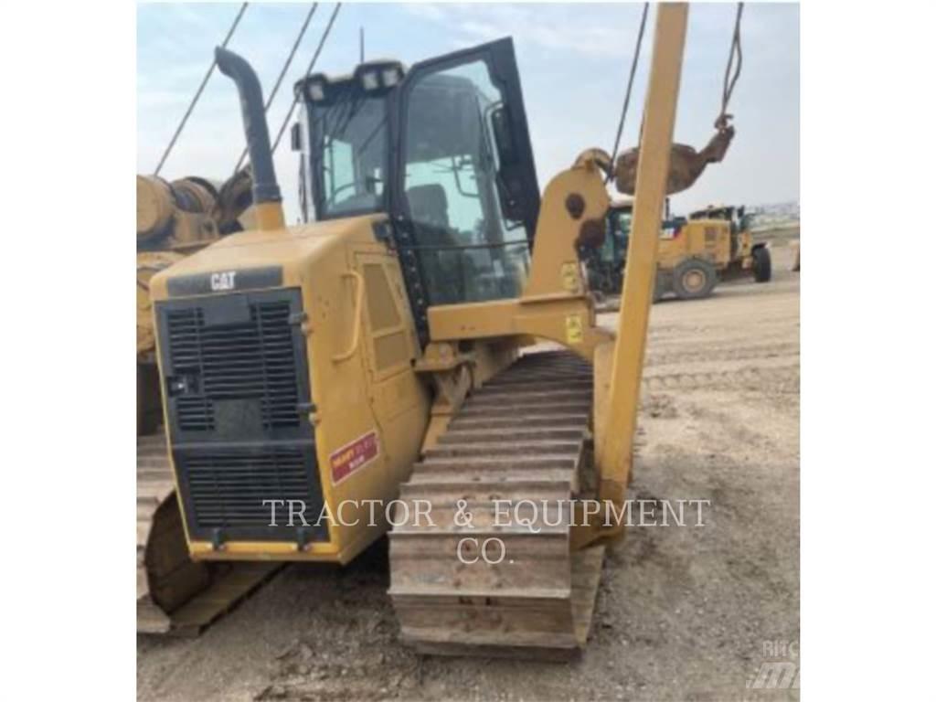 CAT PL61 Pásové dozery