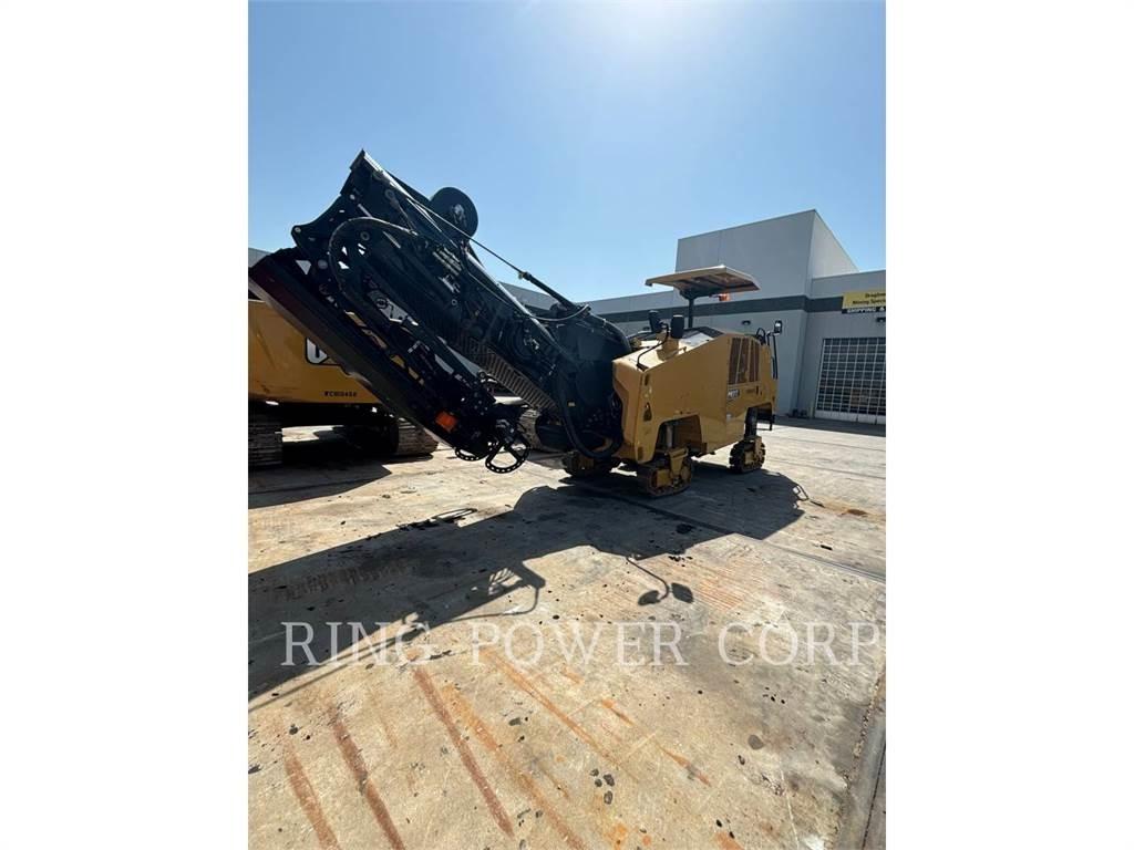 CAT PM312 Recyklátory asfaltu