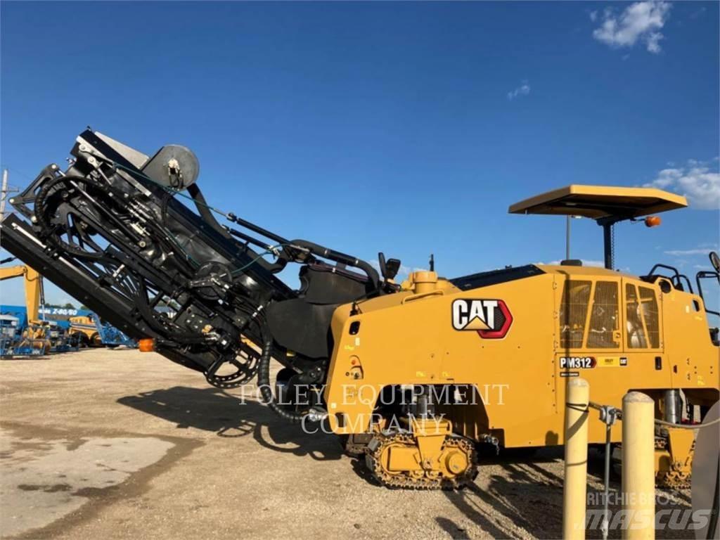 CAT PM312-02 Finišery