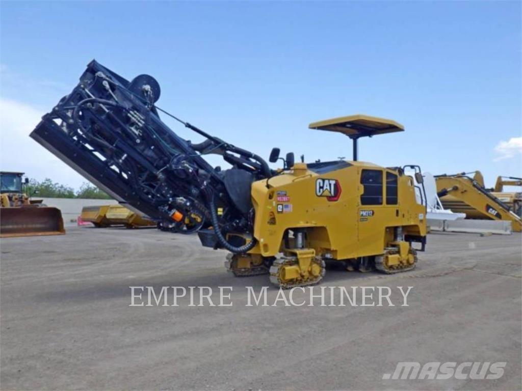 CAT PM312-02 Finišery