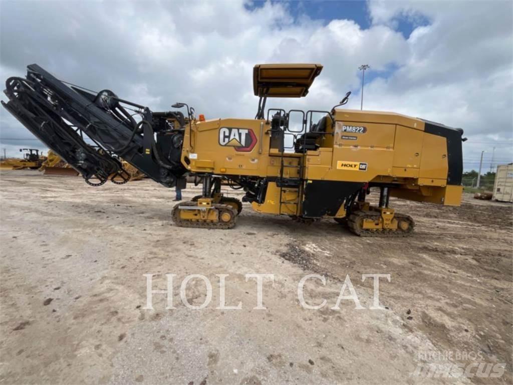 CAT PM822 Recyklátory asfaltu