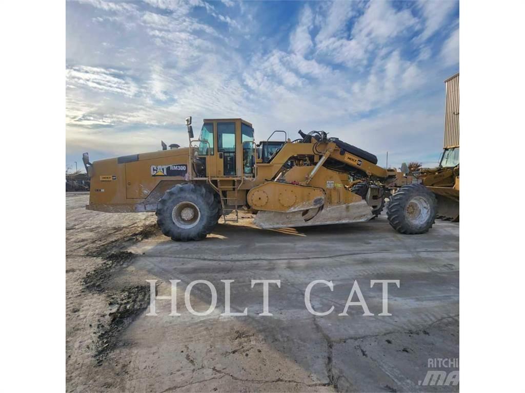 CAT RM300 Recyklátory asfaltu