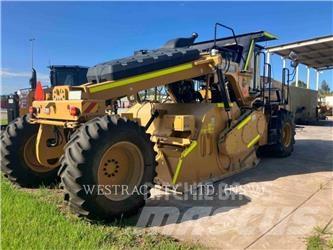 CAT RM400 Recyklátory asfaltu