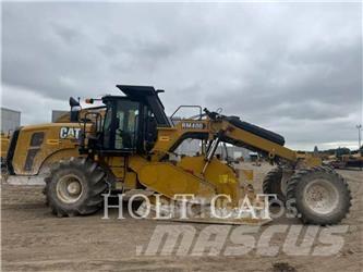 CAT RM400 Recyklátory asfaltu