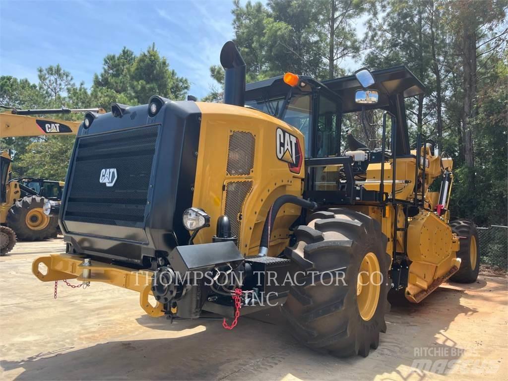 CAT RM400 Recyklátory asfaltu