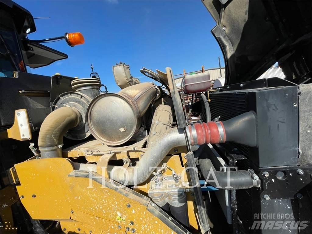 CAT RM400 Recyklátory asfaltu