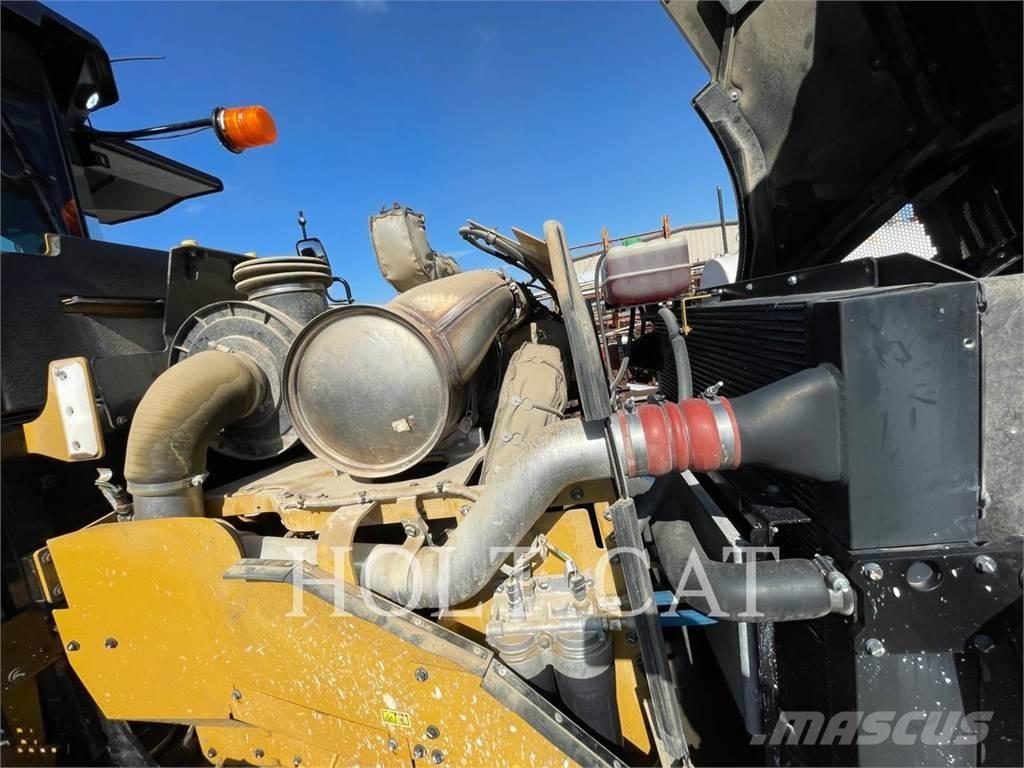 CAT RM400 CAB Recyklátory asfaltu