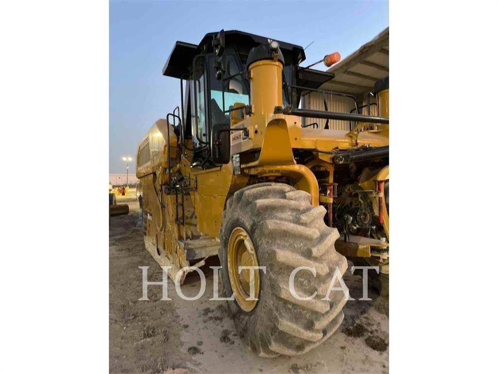 CAT RM800 CAB Recyklátory asfaltu
