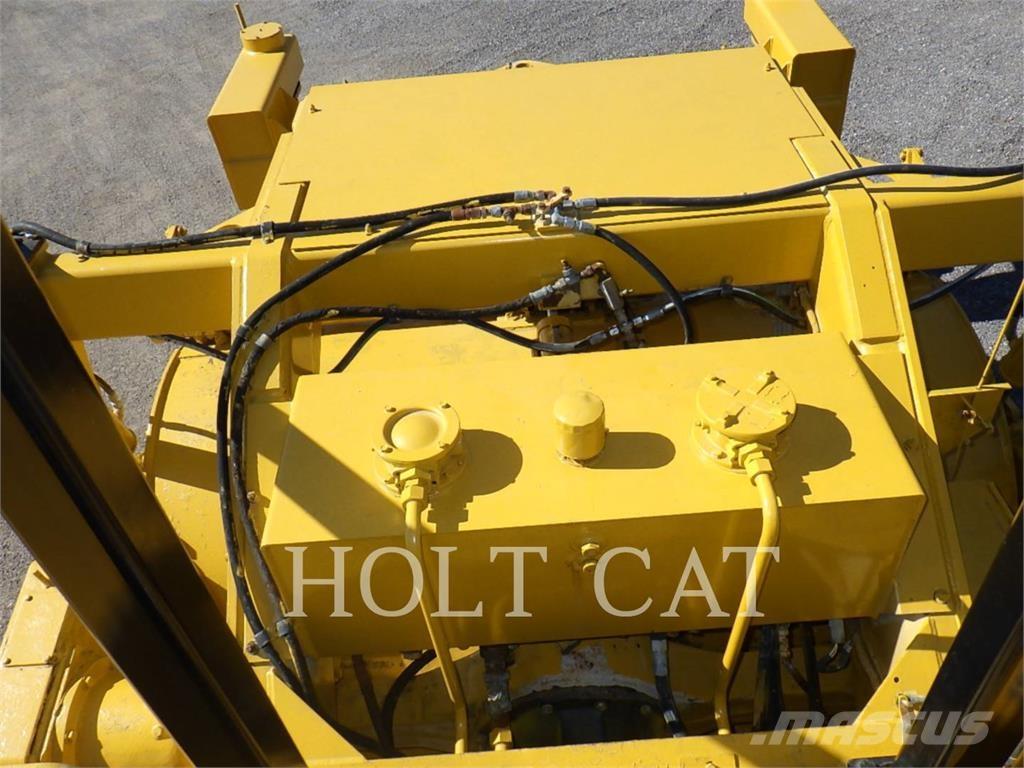 CAT RR-250B Recyklátory asfaltu