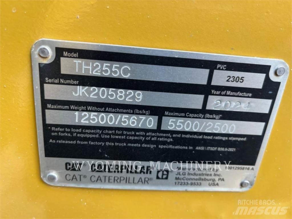 CAT TH255C Teleskopické manipulátory