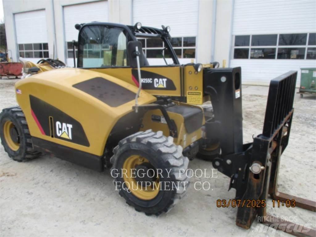 CAT TH255C Teleskopické manipulátory