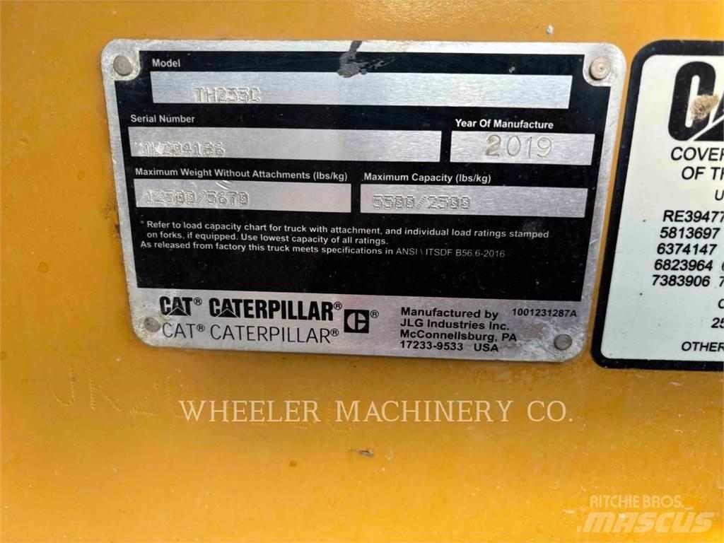 CAT TH255C CB Teleskopické manipulátory