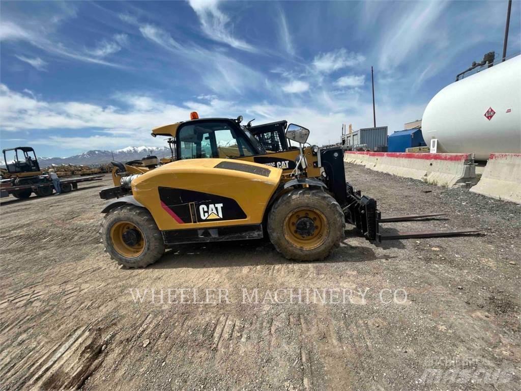 CAT TH255C CB Teleskopické manipulátory
