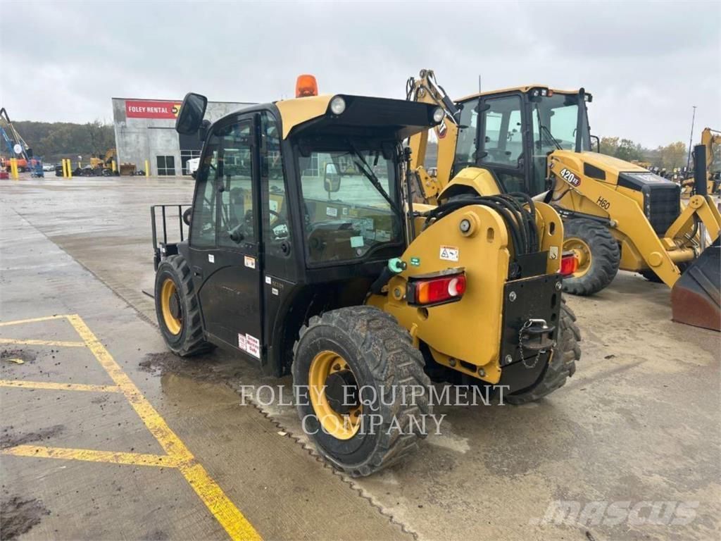 CAT TH255CC Teleskopické manipulátory