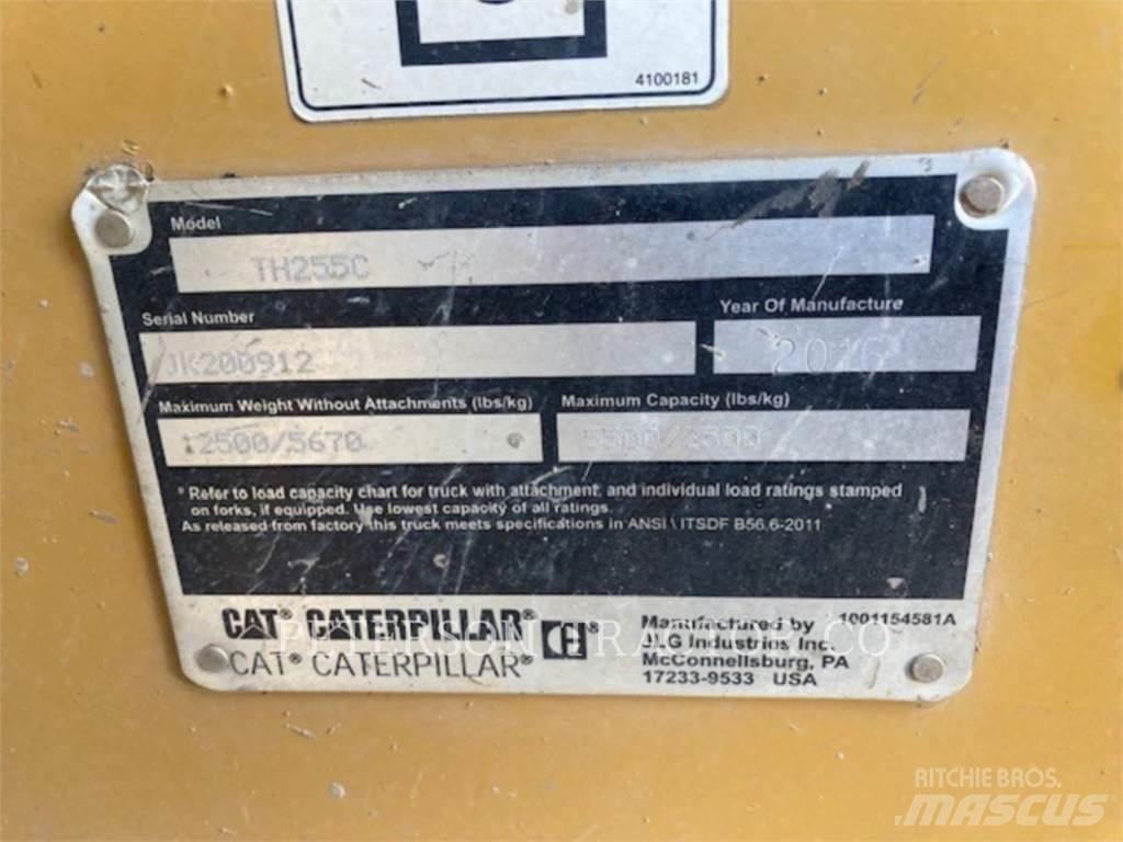 CAT TH255CHRC Teleskopické manipulátory