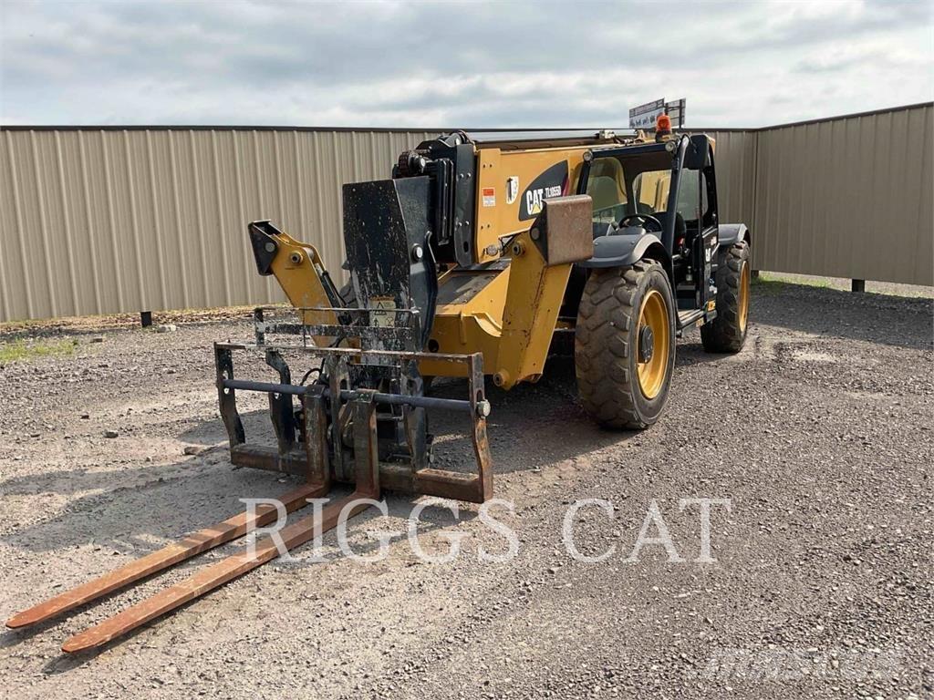 CAT TL1055D Teleskopické manipulátory