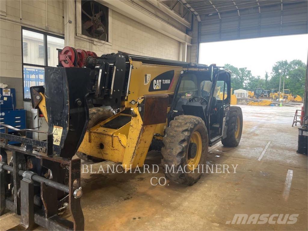 CAT TL1055D Teleskopické manipulátory