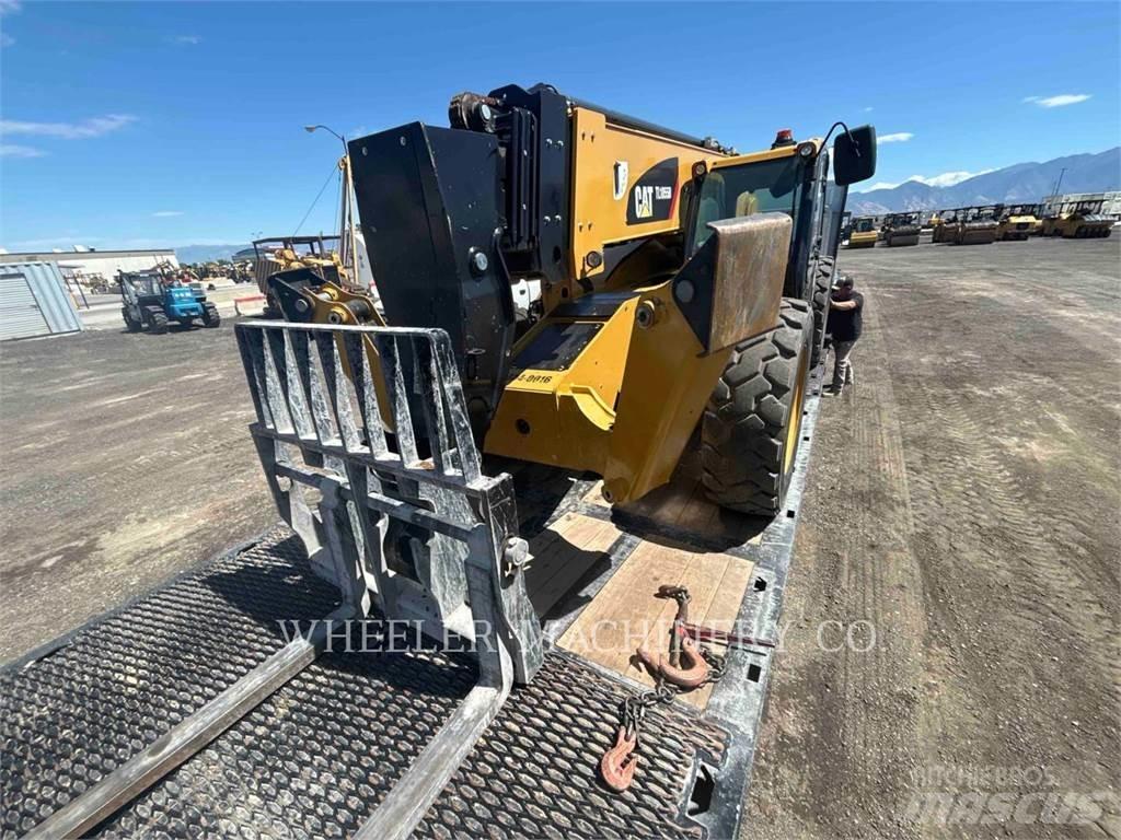 CAT TL1055D CB Teleskopické manipulátory