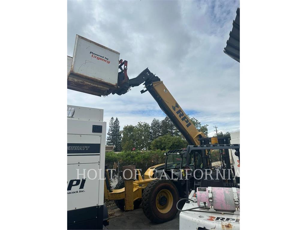 CAT TL1255C Teleskopické manipulátory