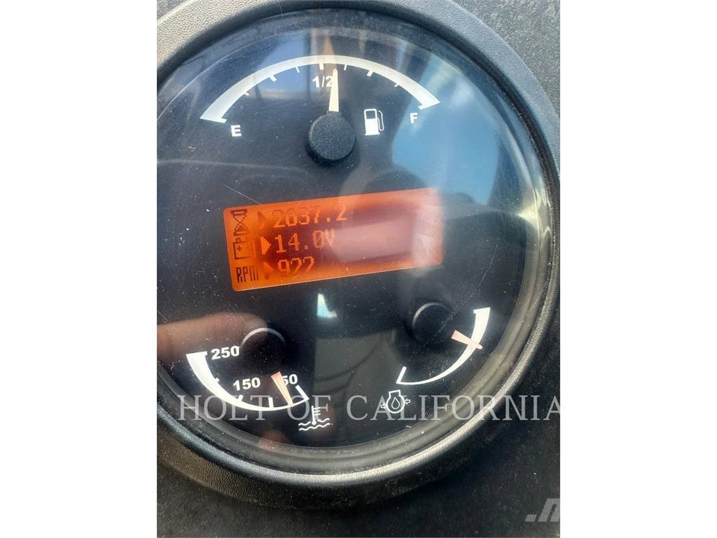 CAT TL1255C Teleskopické manipulátory