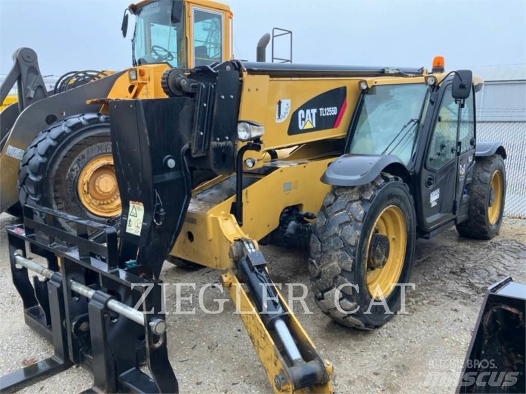 CAT TL1255D Teleskopické manipulátory