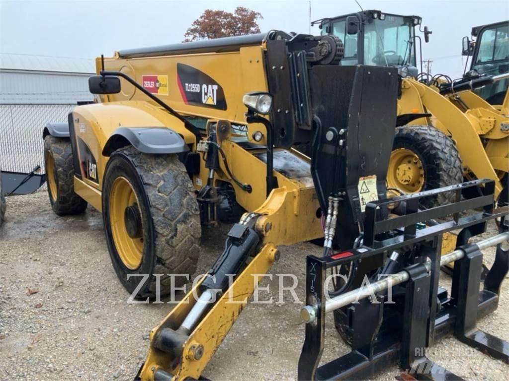 CAT TL1255D Teleskopické manipulátory