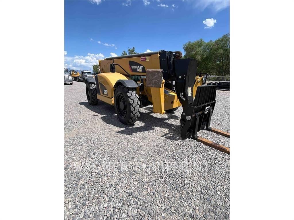 CAT TL1255D Teleskopické manipulátory