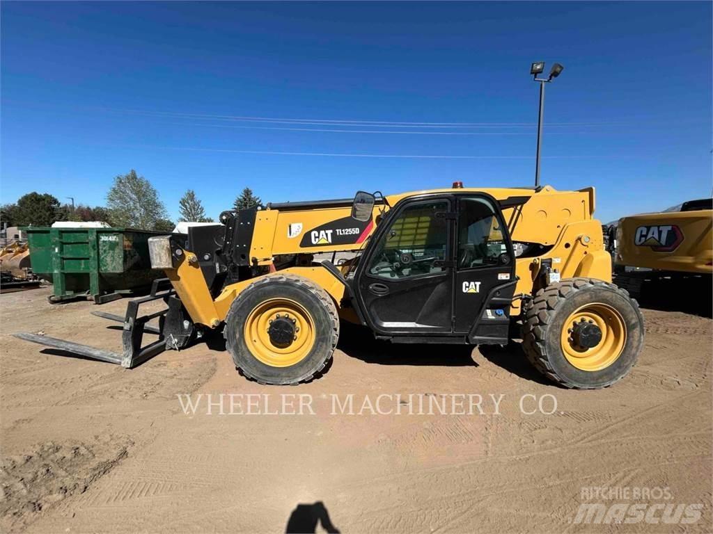 CAT TL1255D CB Teleskopické manipulátory