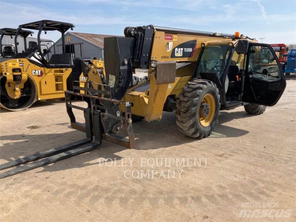 CAT TL1255DC Teleskopické manipulátory