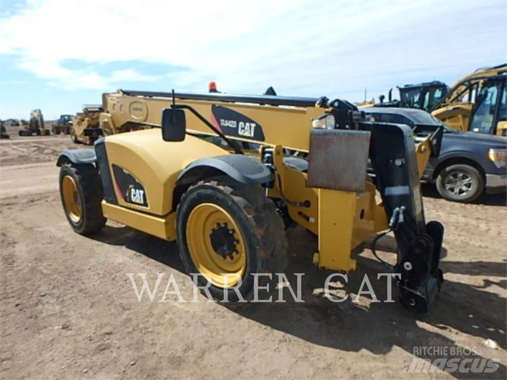 CAT TL642D Teleskopické manipulátory