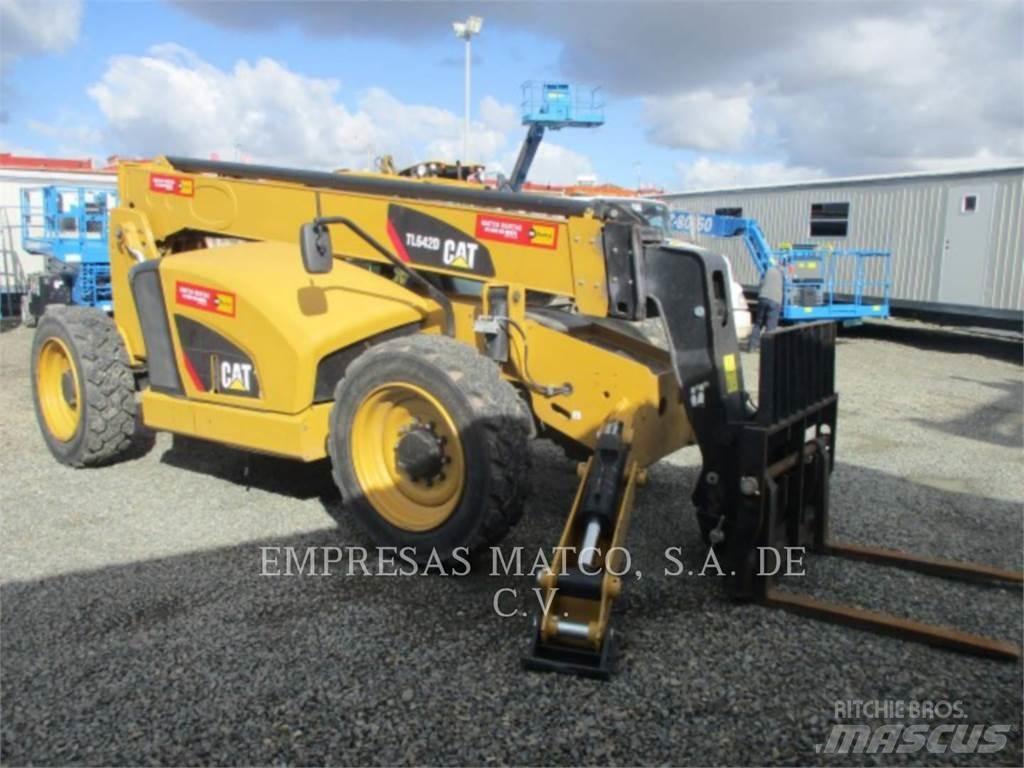 CAT TL642D Teleskopické manipulátory