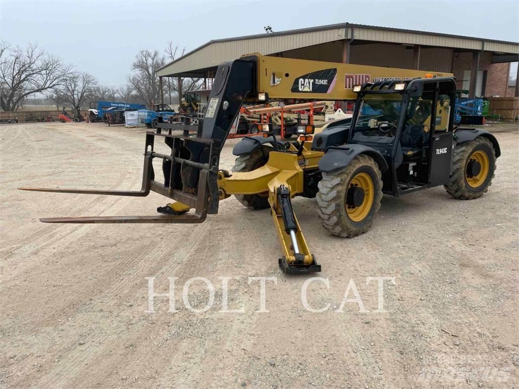 CAT TL943C Teleskopické manipulátory