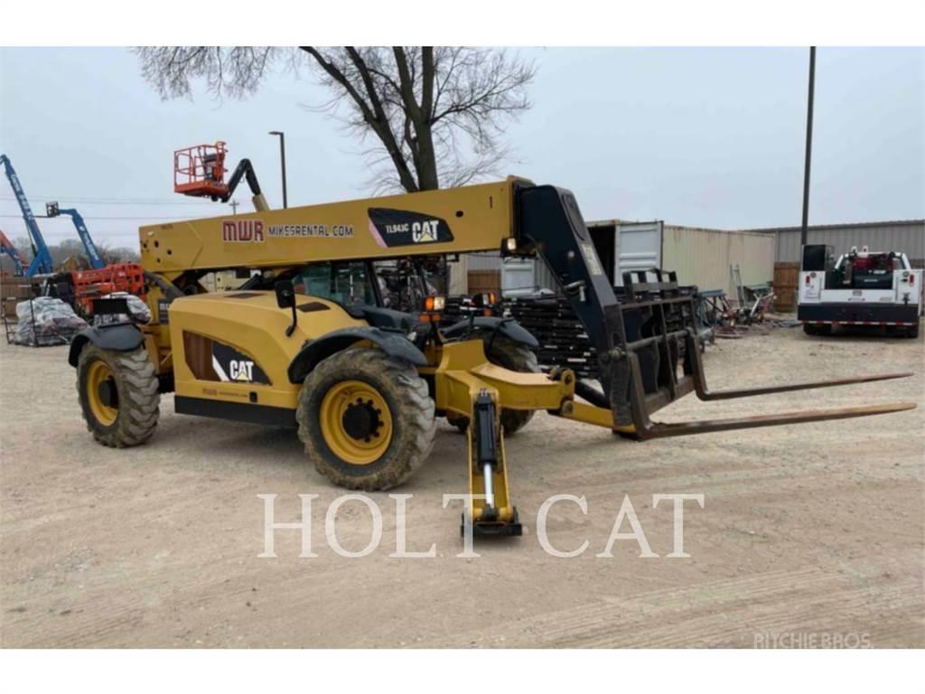 CAT TL943C Teleskopické manipulátory