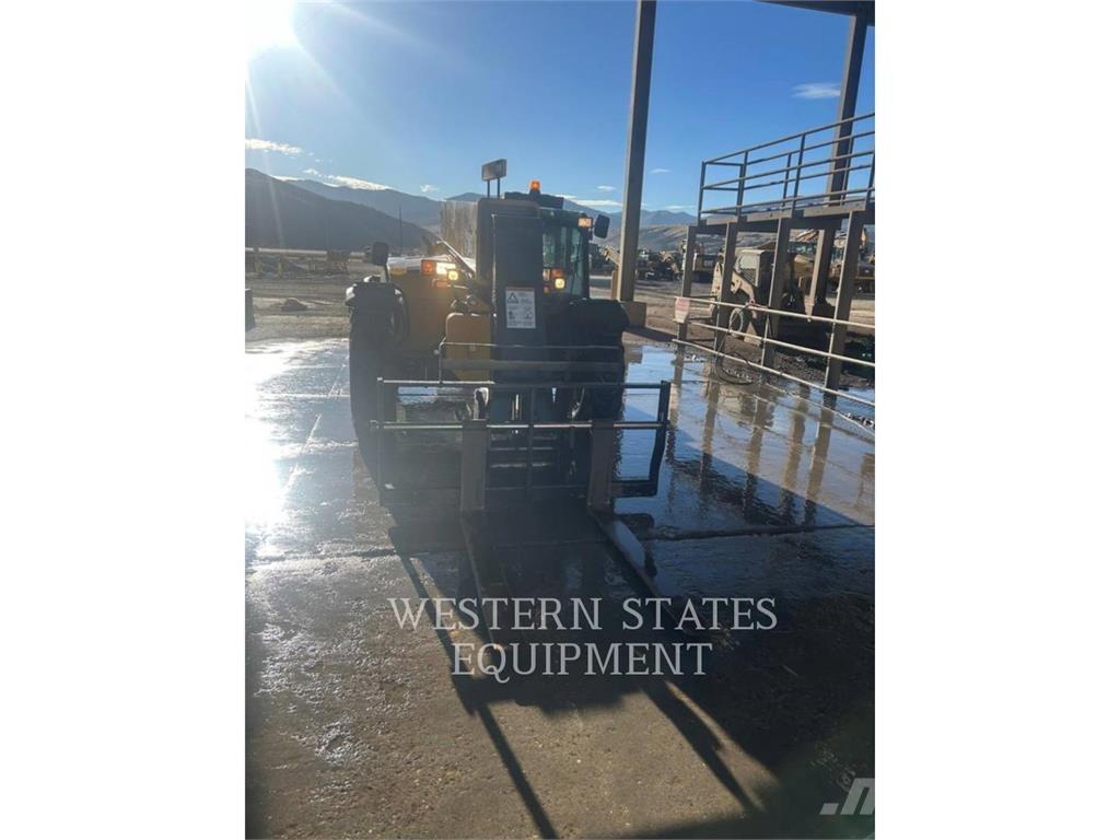 CAT TL943C Teleskopické manipulátory