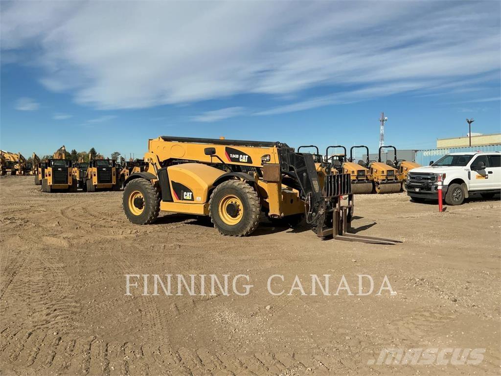 CAT TL943D Teleskopické manipulátory