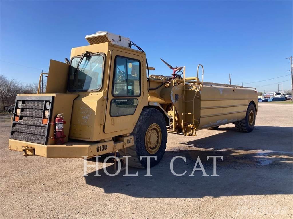 CAT W00 613C Skrejpry
