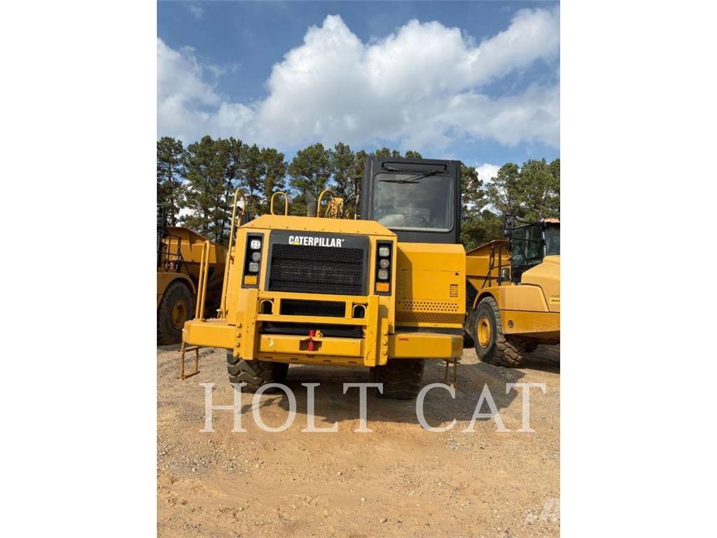 CAT W00 621G Skrejpry