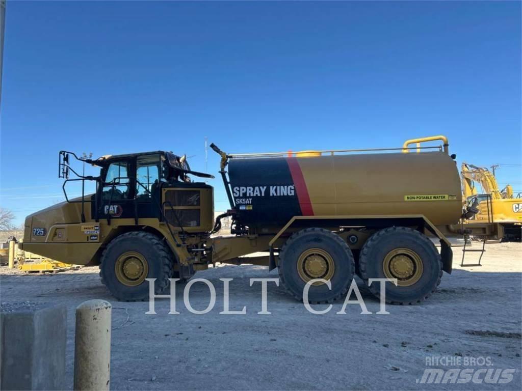 CAT W00 725 Cisternové vozy